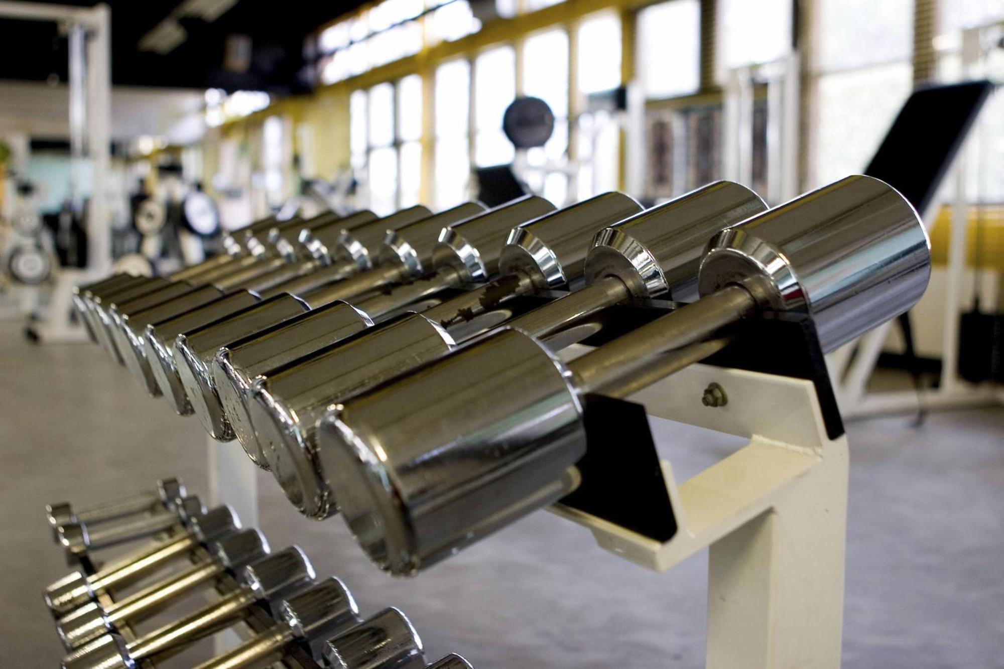 巴林墨丽婷市中心酒店 麦纳麦 外观 照片 A dumbbell rack